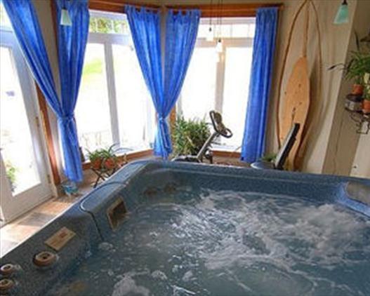 Le bome hotel jacuzzi quebec voyage canada