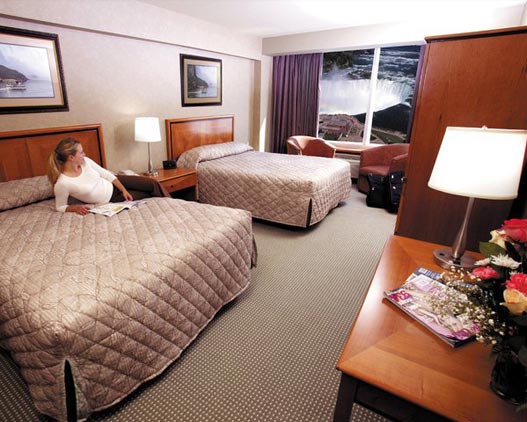Oakes hotel room Ontario accommodation room