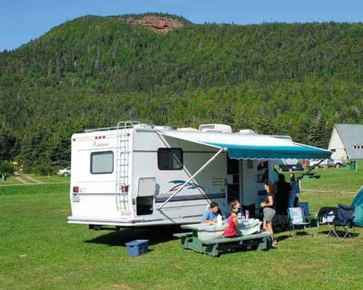 Camp-Baie-de-Perce-welcome-travel-Canada-gallery