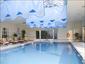 Sutton-Place-pool-voyage-travel-Canada-gallery