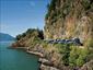 Rocky-Mountaineer-leaf-voyage-travel-Canada-galler