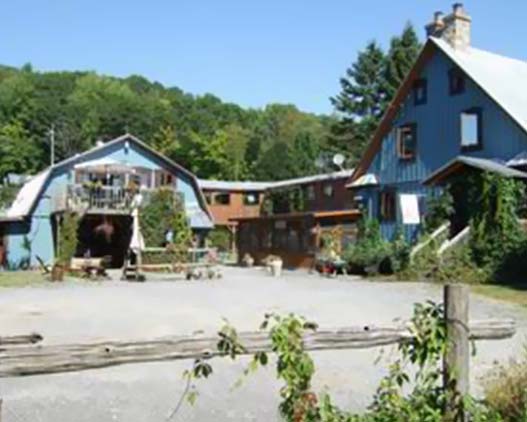 Auberge-le-Cheval-Bleu-welcome-QC-BB-gallery