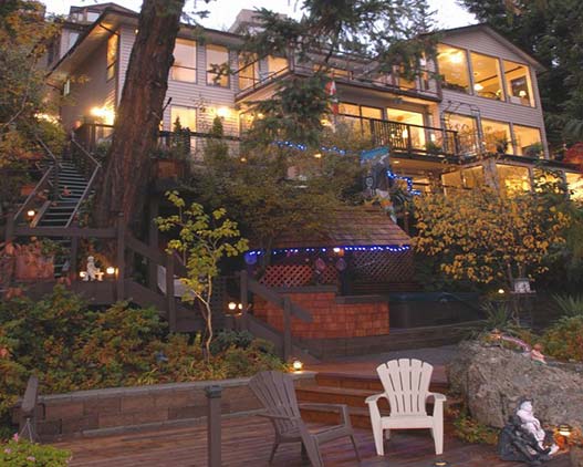 Long-Lake-Waterfront-welcome-BC-BB-gallery