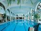 Fairmont-Banff-Springs-pool2-travel-Canada-gallery