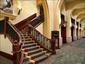 Fairmont-chateau-lake-louise-stair-canada-gallery