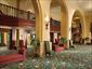 Fairmont-chateau-lake-louise-hall-Canada-gallery