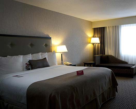 Atlantica-hotel-room-voyage-travel-Canada-gallery