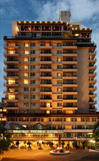 Chateau Victoria exterior 250mb GALLERY