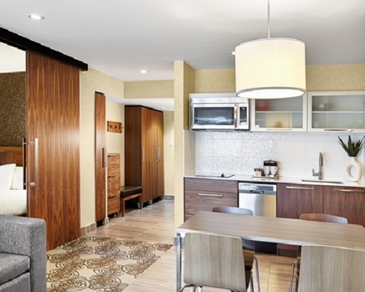 Hilton Laval - Galerie 1