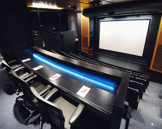 Auberge Saint AntoineAuditoriumQubecCanadagal