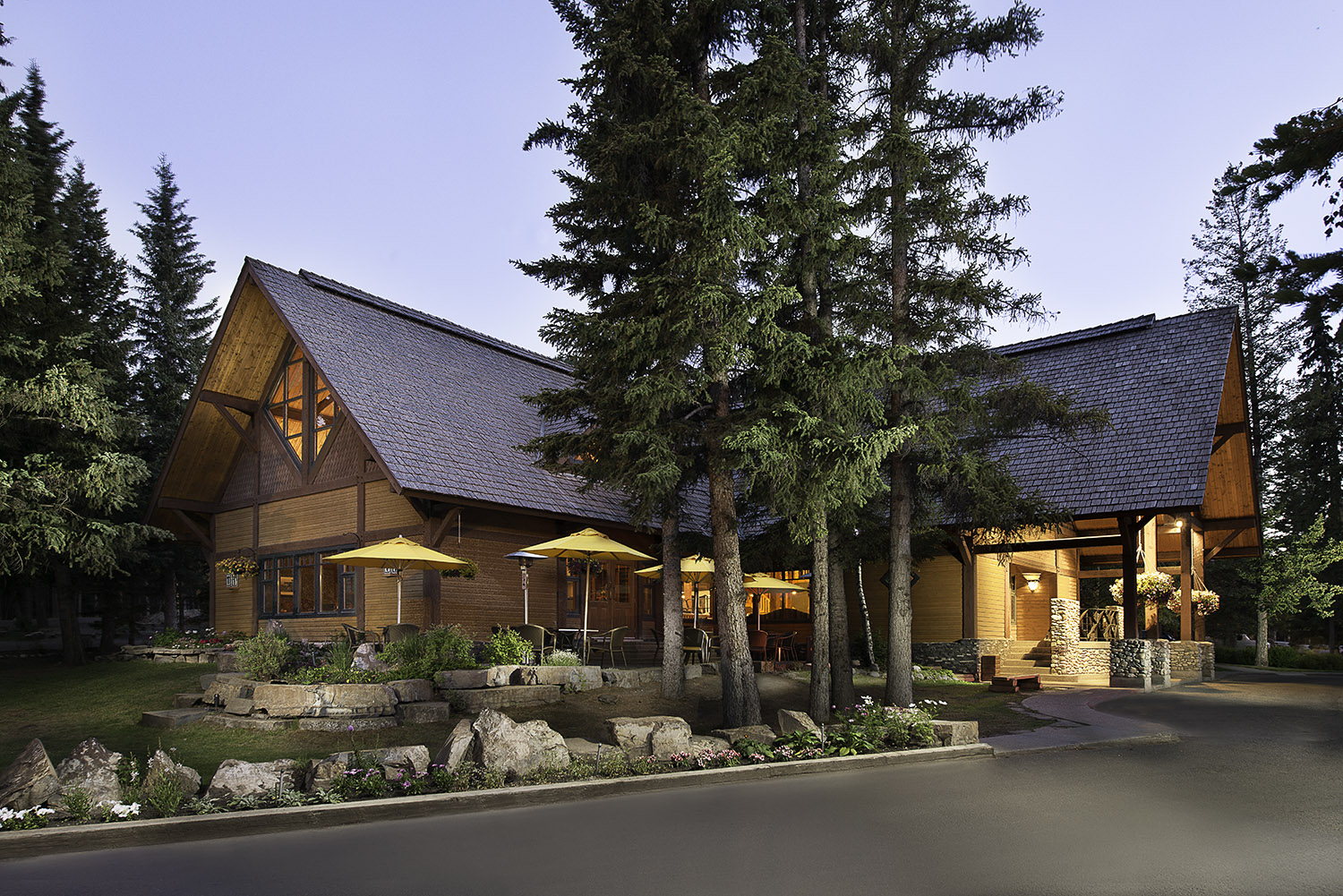 Buffalo Mountain Lodge Banff