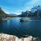 brewsterbanffactivitylakeminnewankacruiseal